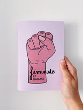Cahier pointillé Féministe et badass